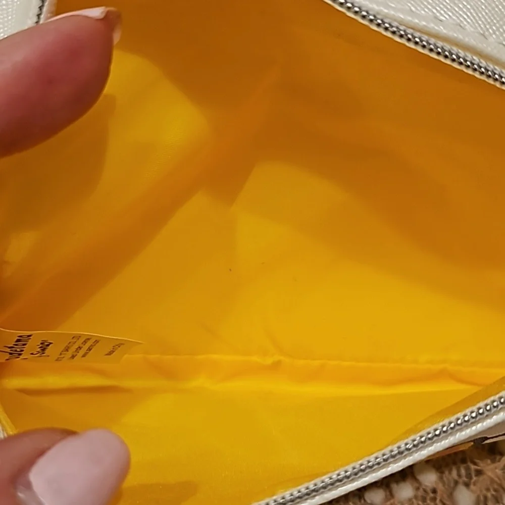 Sanrio Gudetama Pouch Bag - Picture 8 of 13